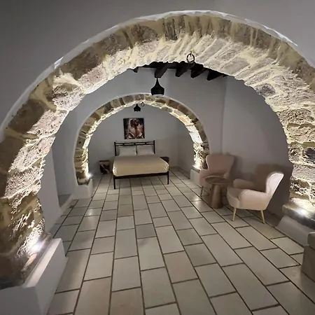 Katharsis Palace 15th Century Art At Naxos Old Town Iii * Naxos City