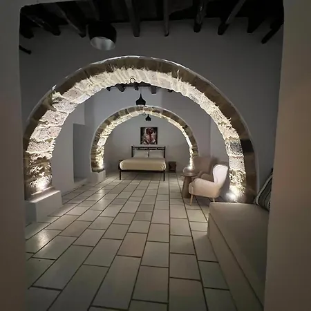 Katharsis Palace 15th Century Art At Naxos Old Town Iii