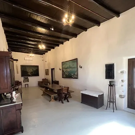 Katharsis Palace 15th Century Art At Naxos Old Town Iii アパート *